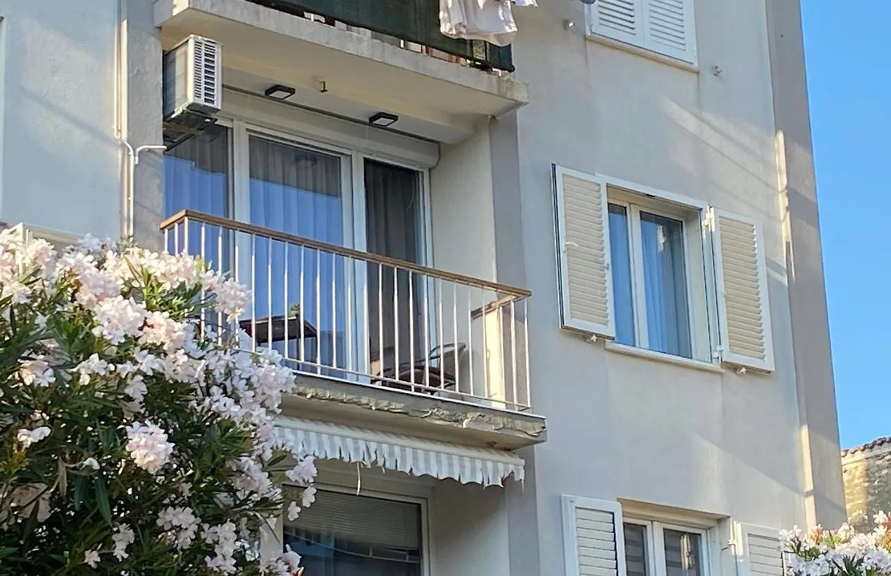 Apartman Izis Centar Pule Pula